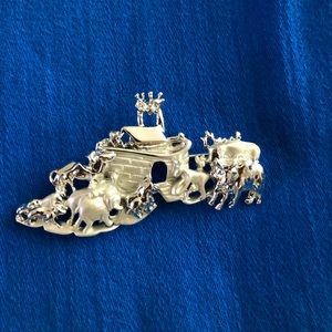 OAJC Vintage Noah’s Ark Brooch
